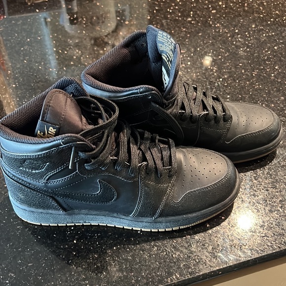 Air Jordan 1 Retro High OG Black/Black-Gum Light Brown - Picture 4 of 6